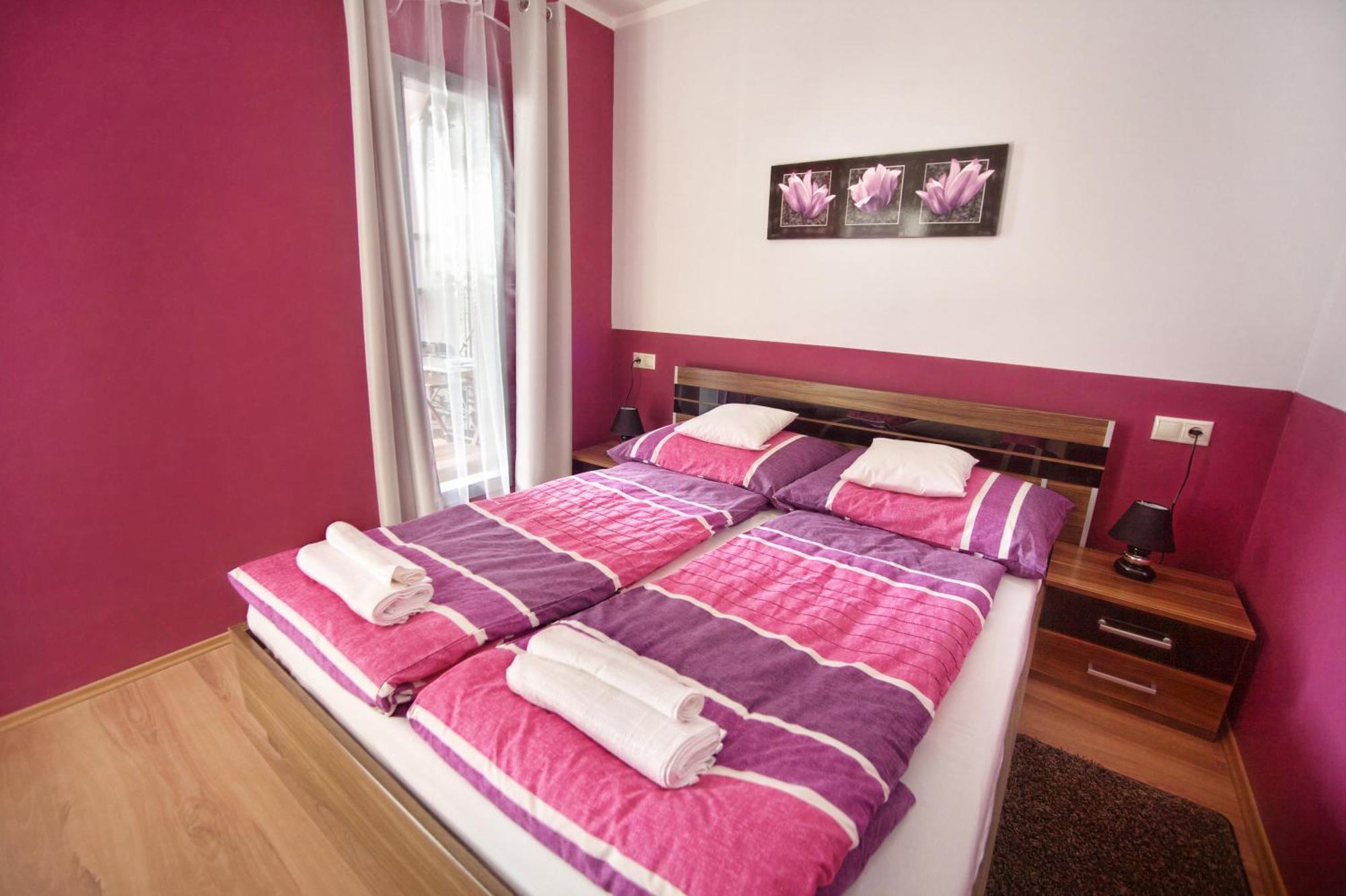 Cecilia Apartman Appartamento Sárvár Esterno foto